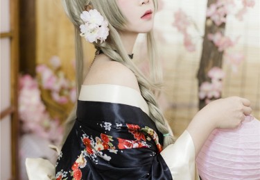 海角论坛热搜：沙滩聚会中，明星间一次眼神交汇引发众多猜测，海角论坛怎么注册